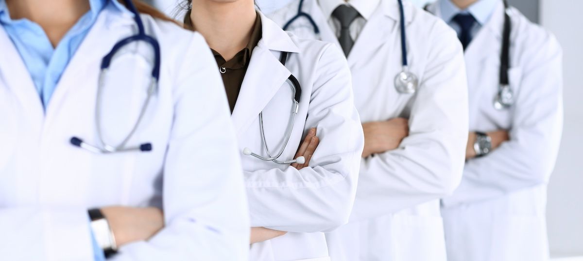 group of four physician assistants: © Iryna - stock.adobe.com