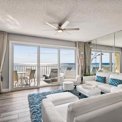Living room with a view in a Destin vacation rental.