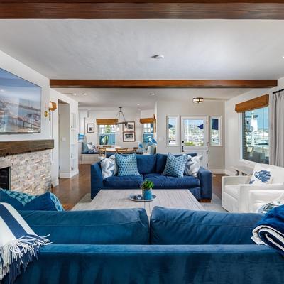 Living room with a view in a Balboa Island vacation rental.