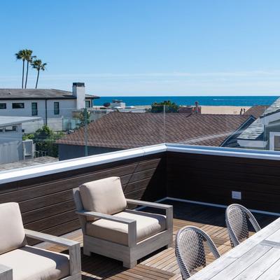 Rooftop living space at a Newport Beach vacation rental.