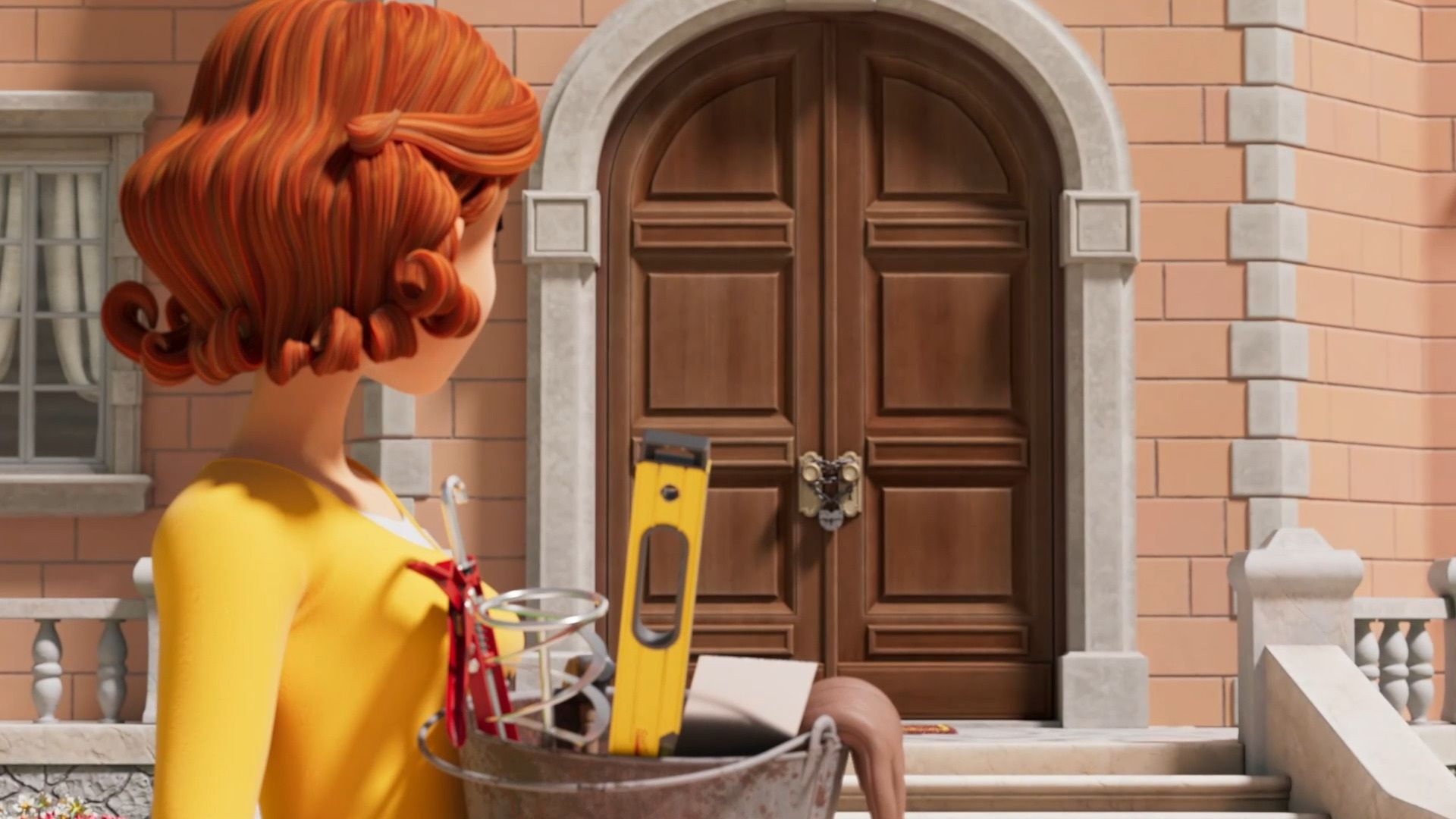 Maddie Boulton looking at the Mansion front entrance