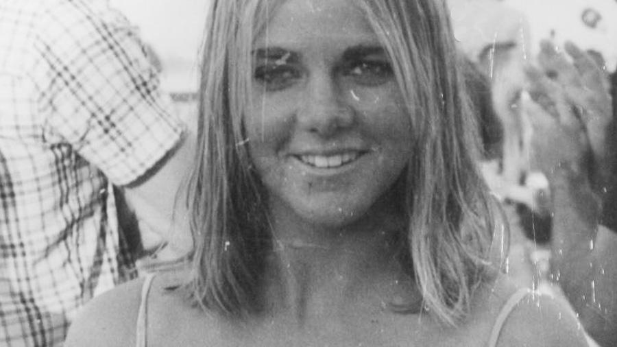 Dorothy De Rooy featured - Encyclopedia of Surfing
