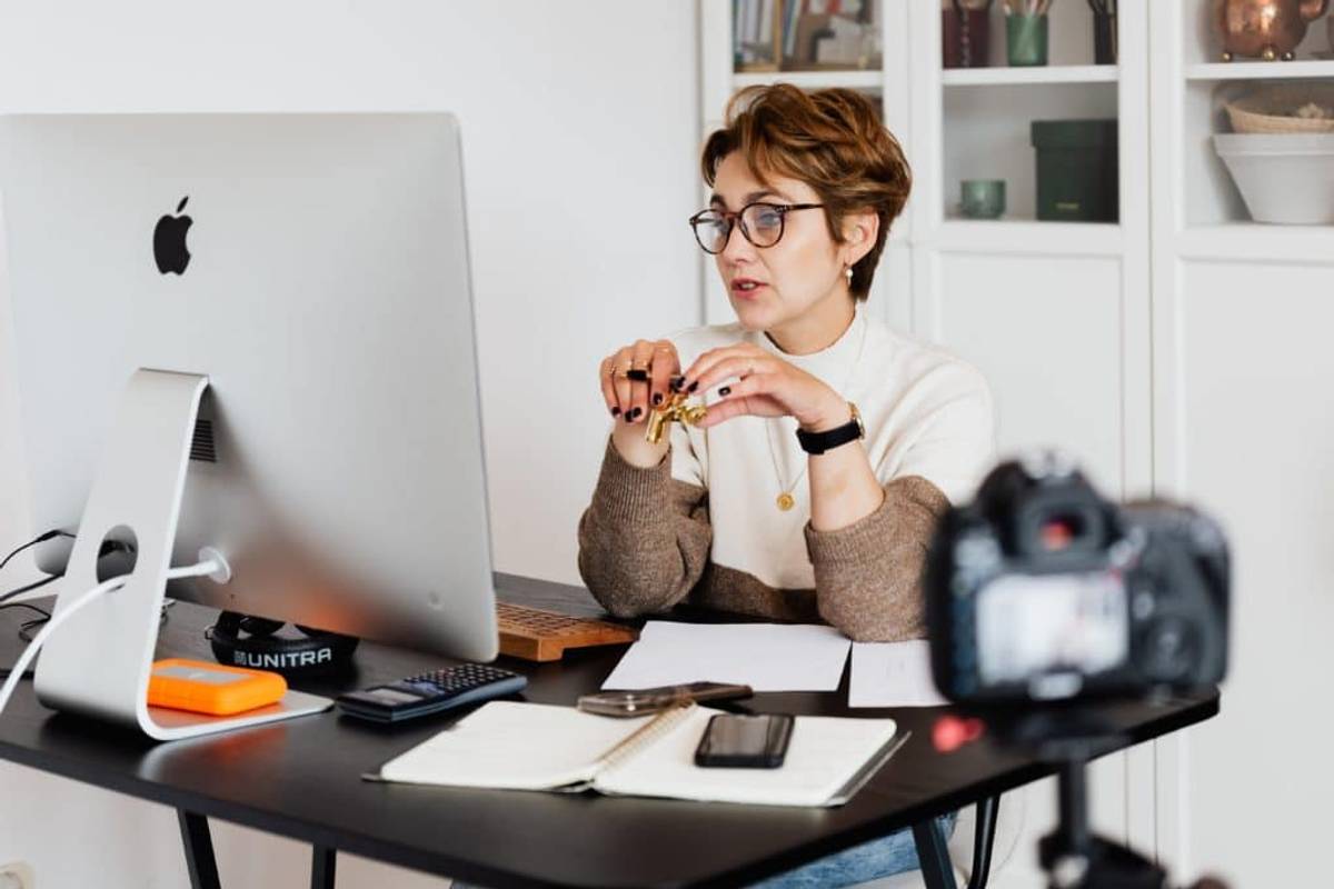 sales person running a webinar