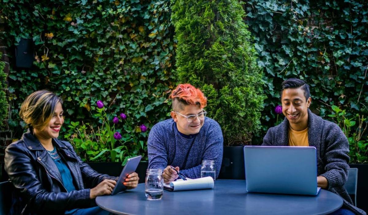 startup team planning their marketing strategy