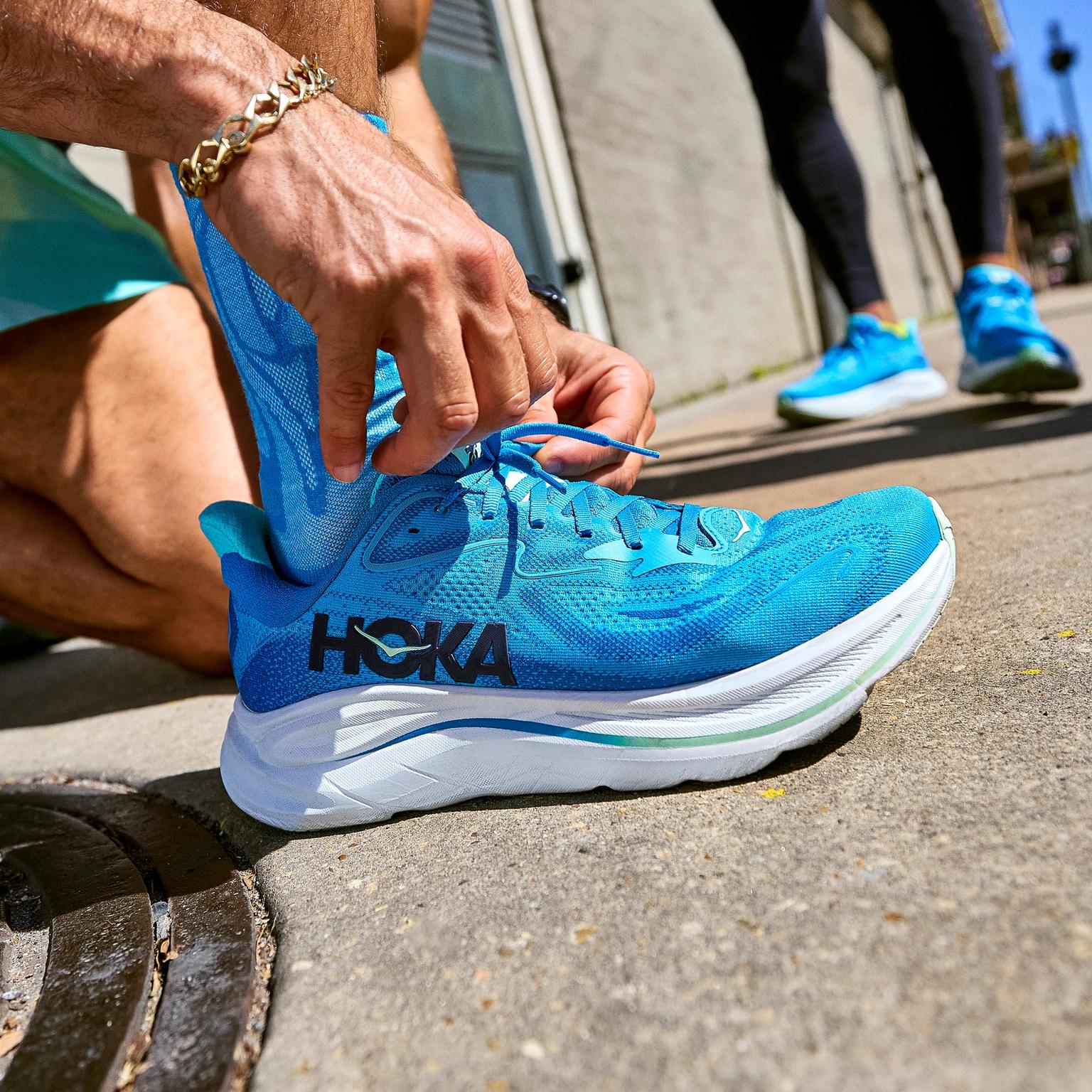 hoka clifton 10